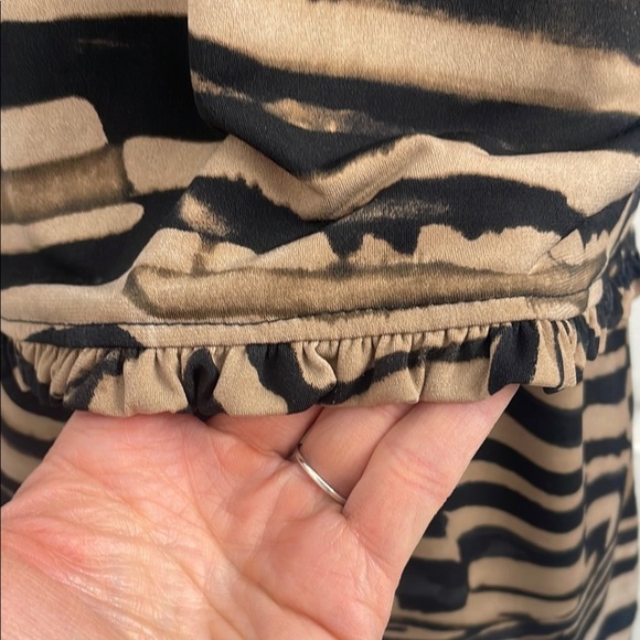 Nina Leonard Zebra Patterned 2 piece set Jacket with Tank top - Picture 7 of 13